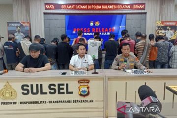 Polda Sulsel bongkar judi sabung ayam dengan omset taruhan Rp1 miliar