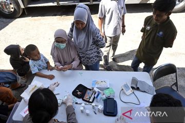 Pemeriksaan kesehatan gratis sopir dan penumpang mudik