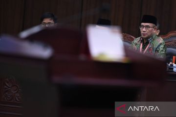 KPU serahkan alat bukti tambahan berupa formulir D Kejadian Khusus