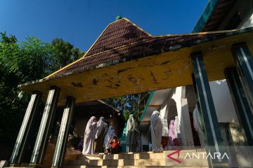 Shalat Idul Fitri jamaah Masjid Aolia Gunung Kidul