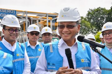 Menteri ESDM minta PLN perbanyak SPKLU di jalur mudik