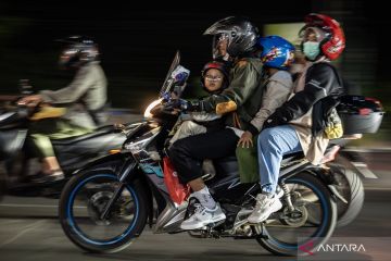 Perjuangan pemudik bersepeda motor menuju kampung halaman untuk lebaran