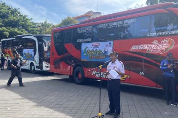 Dishub Banyuwangi minta pemudik dari Bali lapor jika ada jalan rusak