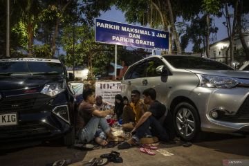 Berbuka puasa di Rest Area Tol Cipali