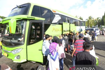 Arus mudik Terminal Bakauheni Lampung  ​​​​​​​