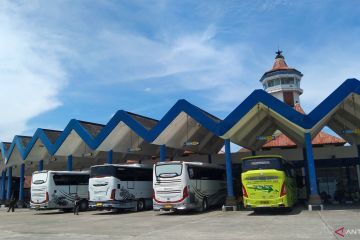 Terminal Mengwi Bali cegah kendaraan barang masuk dan parkir