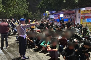 Kriminal kemarin, peserta konvoi ditahan hingga penilangan ditiadakan