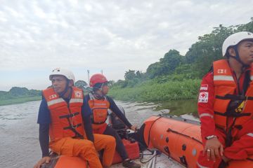 Basarnas cari pria tenggelam di Borang Palembang