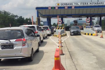 Polda Lampung minta seluruh pintu tol diaktifkan di puncak arus balik