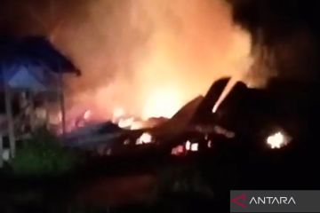 Ditinggal mudik satu rumah di Mukomuko hangus terbakar