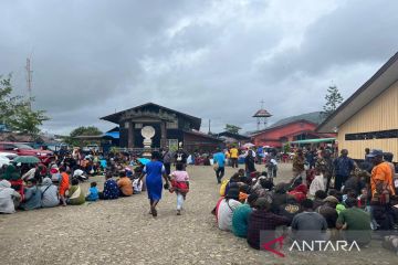 Polres imbau masyarakat turut jaga kedamaian di Pegunungan Bintang