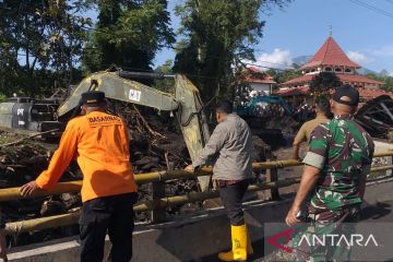 BMKG sebut hujan lebat bisa picu banjir lahar dingin di Sumbar