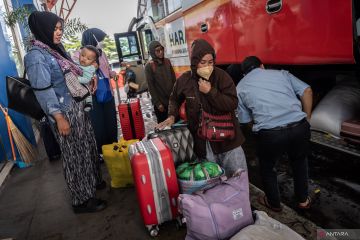 Penumpang tiba di Jakarta pada 15 April naik 94 persen dari tahun lalu