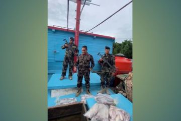KKP Tangkap Pelaku Transhipment Dari Kapal Asing