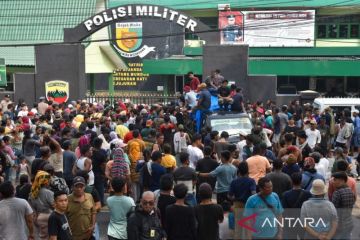 Masyatakat Pancur Batu Demo di Denpom I/5 Medan