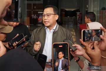 KPK periksa Anggota DPR RI Ihsan Yunus soal pengadaan APD Kemenkes