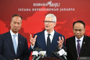 Menko Luhut ungkap Apple tertarik investasi bidang AI di IKN