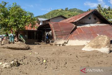 Banjir bandang terjang dua desa di Sigi