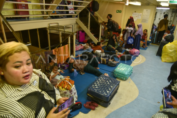 Tiket gratis arus balik kapal Pelni di Medan