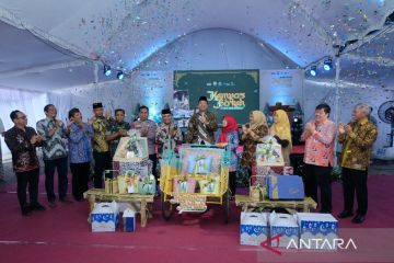 SIG berdayakan 110 UMKM lewat program Hampers Berkah UMKM Rembang