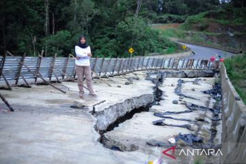 Pemkab Nagan Raya laporkan kerusakan jalan nasional ke BPJN Aceh