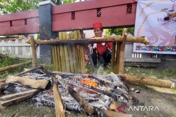 Kotim lestarikan kuliner tradisional melalui lomba malamang