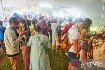 Afsel meriahkan 30 tahun hubungan dengan RI lewat Pasar Rakyat