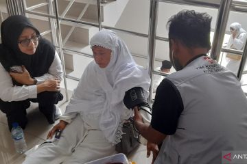 Calon jamaah haji pingsan saat ikuti bimbingan manasik di Serang