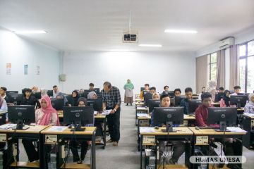 1.980 calon mahasiswa ikuti UTBK di Unesa