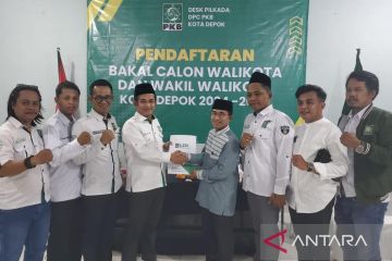 Diplomat perdagangan Azman Ridha Zain daftar cawawalkot Depok dari PKB