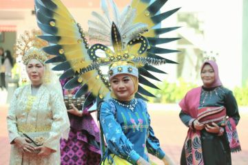 Batik "Jeruji Besi" Lapas Suliki tampil dalam HUT Pemasyarakatan 2024