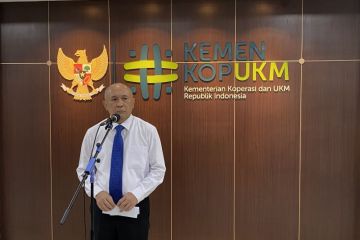 Menkop UKM: Tak ada aturan yang batasi jam operasional warung Madura