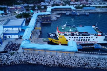 KMP Moinit dan Tuna Tomini layani arus mudik terakhir di Gorontalo