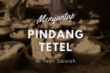 Menyantap pindang tetel Pekalongan di tepi sawah