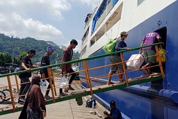 Pemudik Kaltim dialihkan ke angkutan laut jika kehabisan tiket pesawat