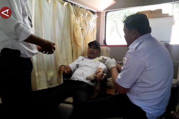 Rayakan Hari Bhakti Pemasyarakatan dengan donor darah di Sulteng