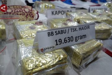 Polda Kepri gagalkan peredaran sabu seberat 19,6 kg asal Malaysia