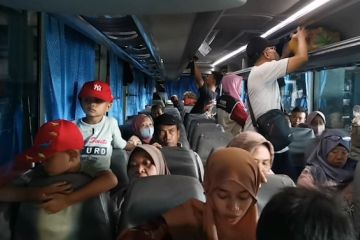 Arus mudik H-2 Lebaran di Terminal Tirtonadi didominasi pemudik lokal