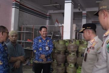 Tim gabungan sidak ke pangkalan LPG di Palangka Raya