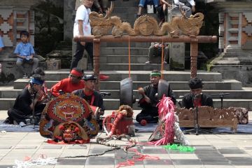 TMII suguhkan ragam pertunjukan budaya sambut libur Lebaran