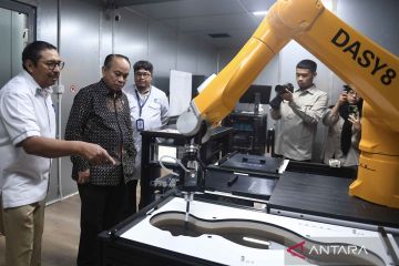 Menteri Komunikasi dan Informatika Bodhi Ari Satyadi mengunjungi IDTH di Tapos