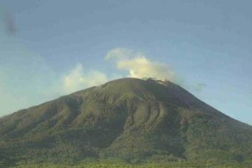Badan Geologi: Jumlah gempa hembusan Gunung Ile Lewotolok meningkat