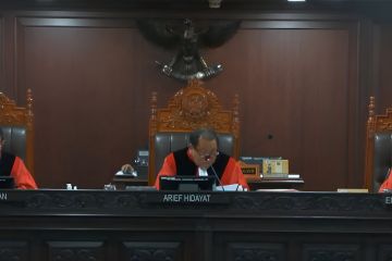 Hakim MK pertanyakan keabsahan tanda tangan Ketum NasDem