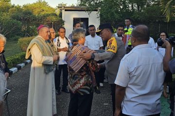 Duta besar Vatikan untuk Indonesia tiba di Kupang