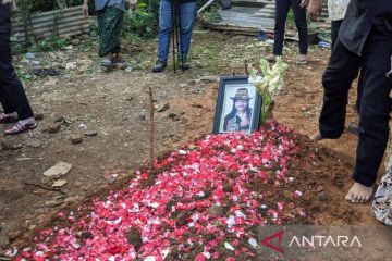 Musisi dangdut Jhony Iskandar dimakamkan di Citeureup Bogor