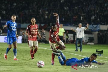Persib Bandung melaju ke final setelah taklukkan Bali United 3-0