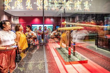 Menikmati keindahan relik budaya di museum di Ayutthaya, Thailand