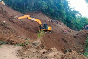 BPBD Lebong: Akses Jalan Curup-Muara Aman terputus total