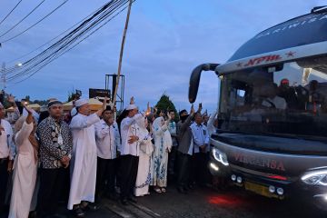 Pemkab Pasaman Barat berangkatkan 331 orang calon haji