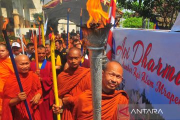 Pengambilan Api Dharma Waisak di Grobogan